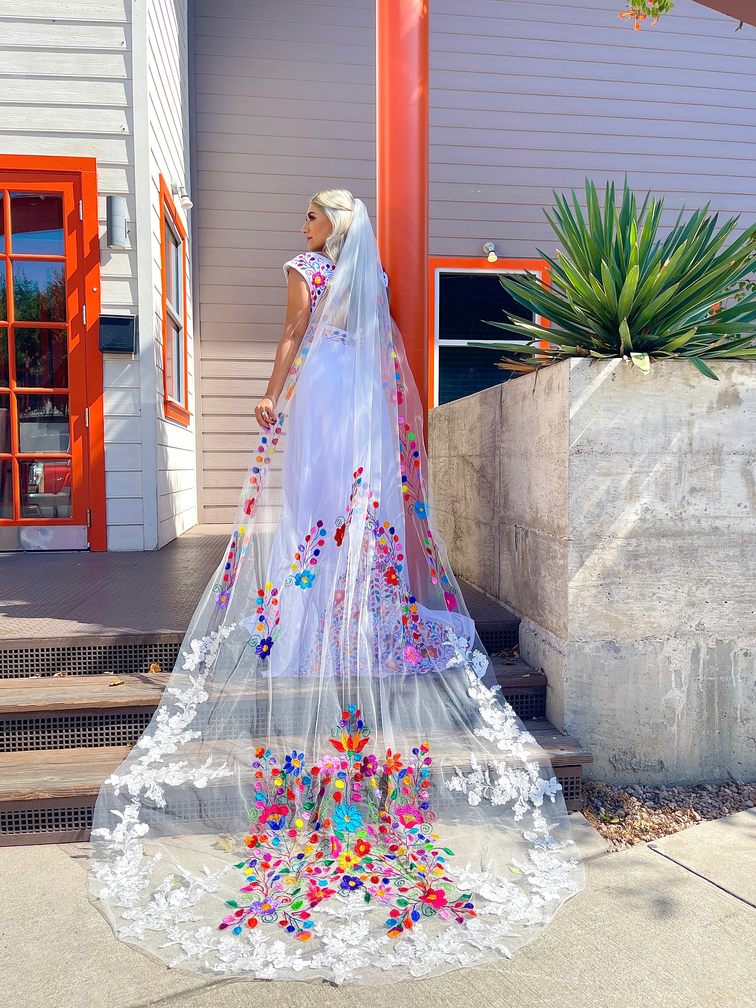 The Ultimate Lace Wedding Veil