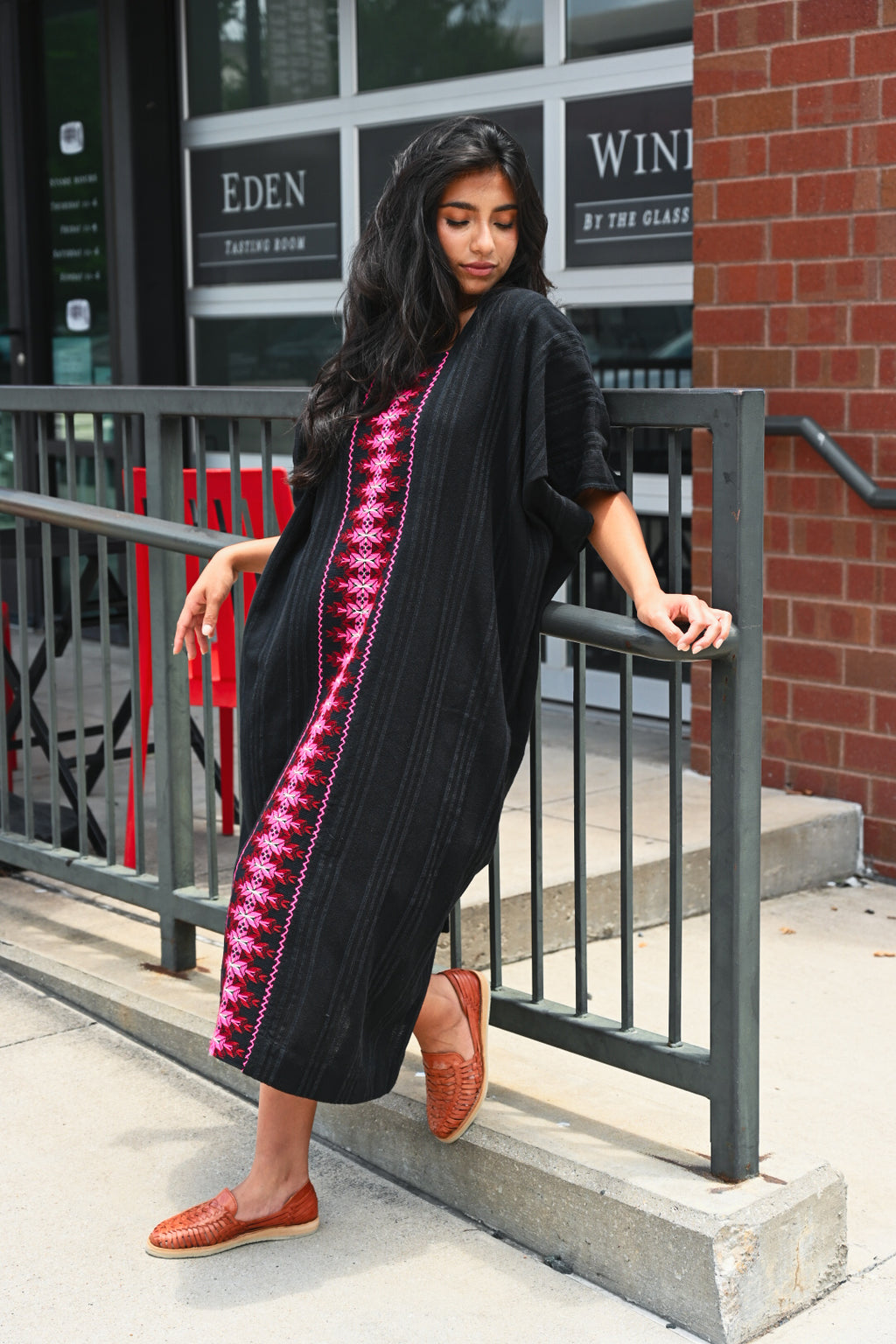 Noche Clara Oversized Geo Dress