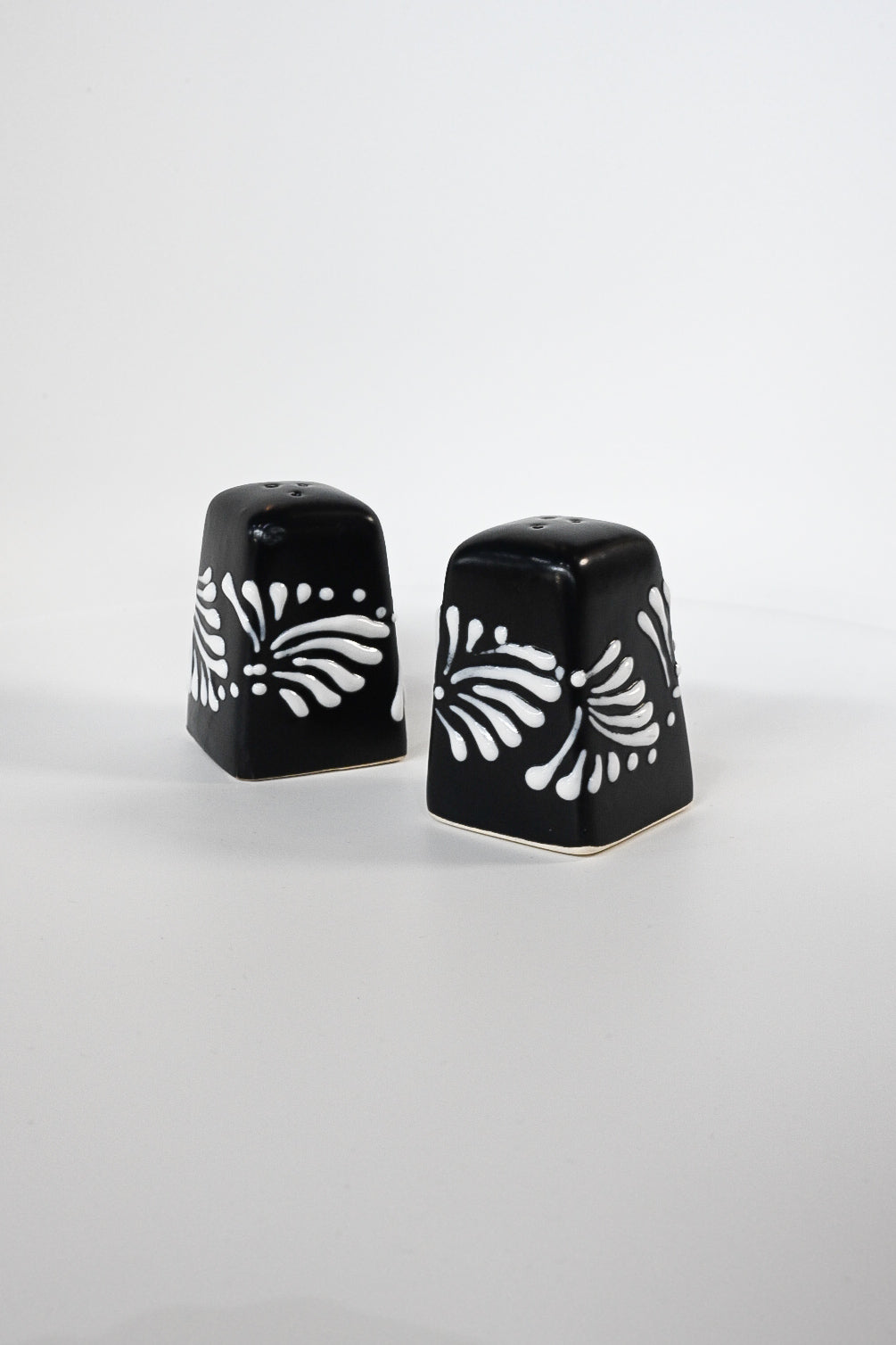 Salt & Pepper Shakers