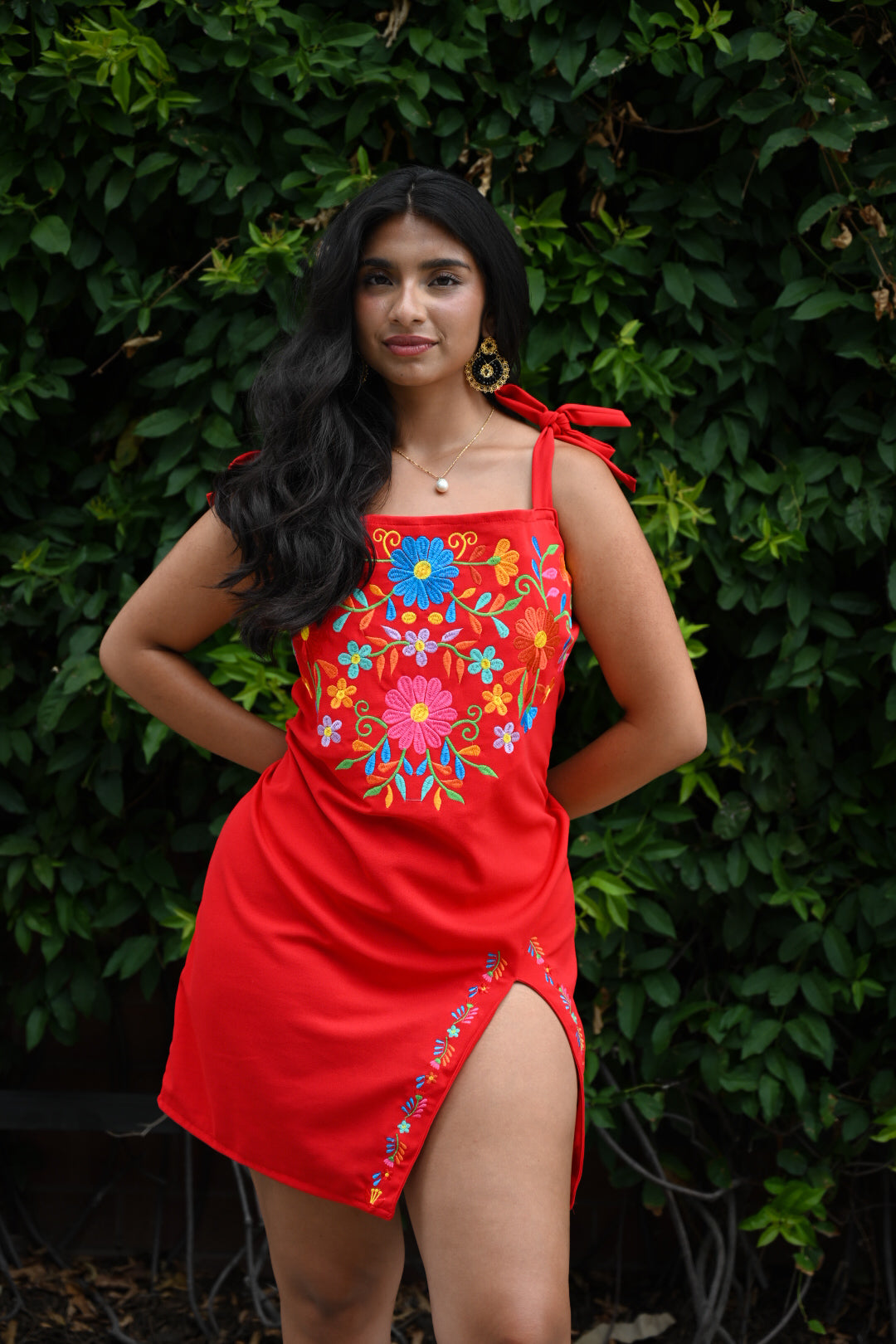 Pétalo Slit Dress - Red