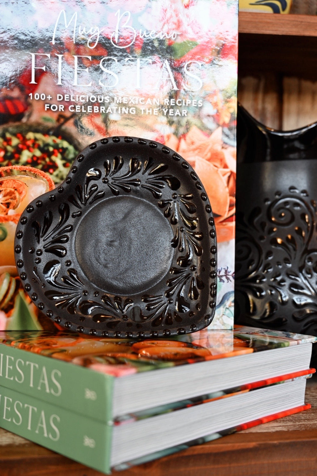 Black Talavera Corazón Plate