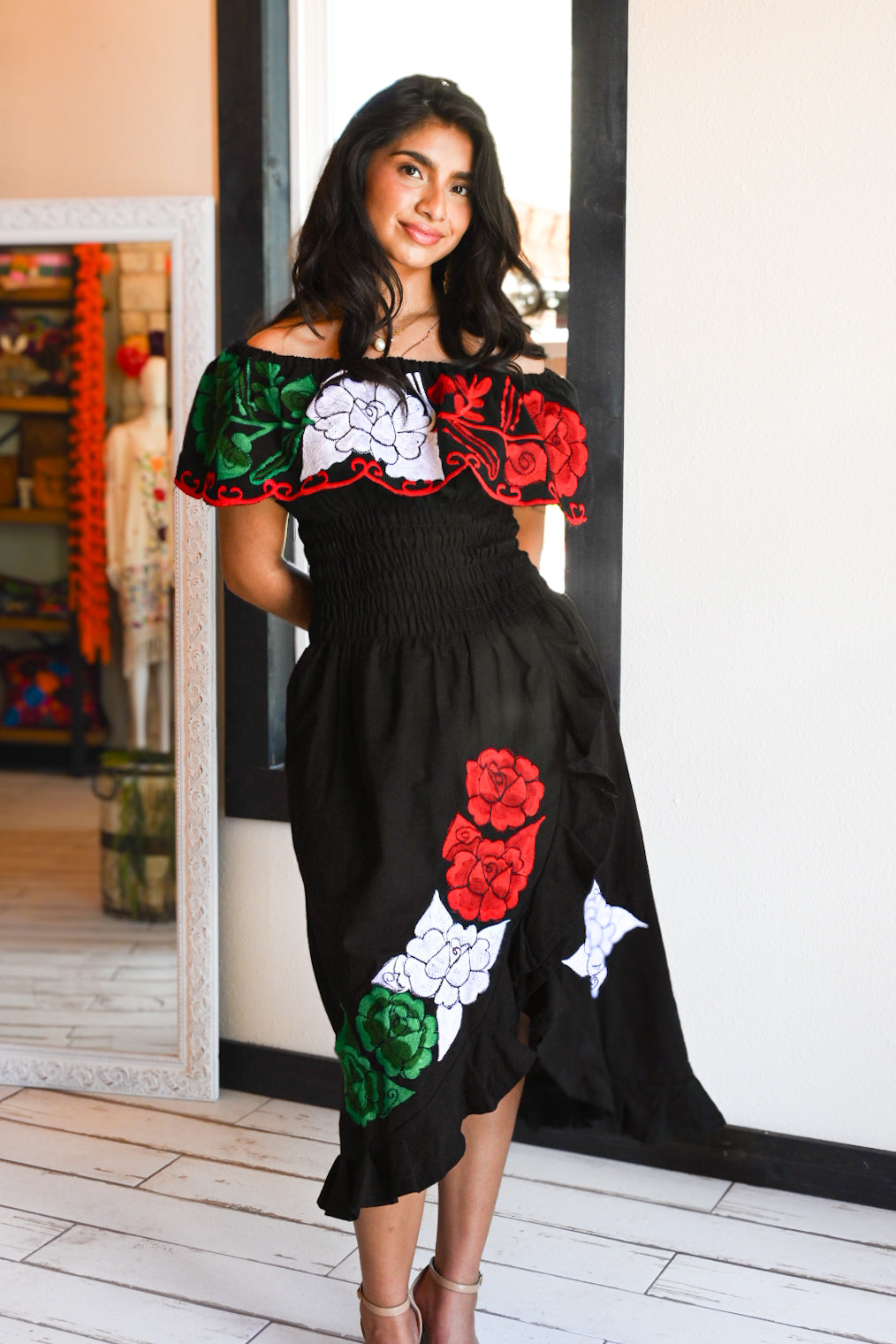 Mis Flores Off-Shoulder