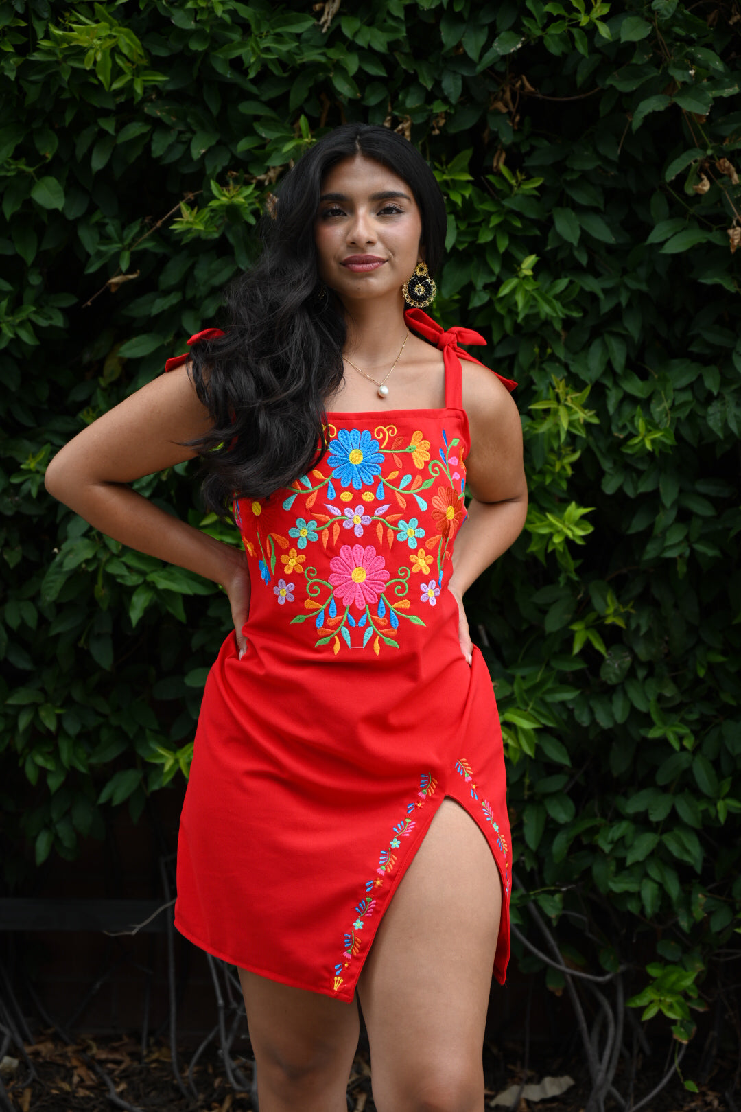 Pétalo Slit Dress - Red