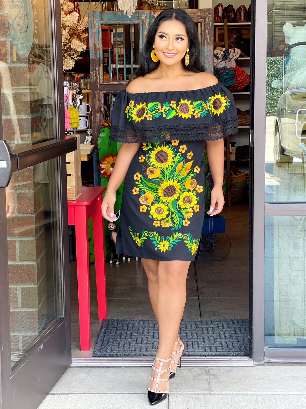 Paulina Off-Shoulder in Black