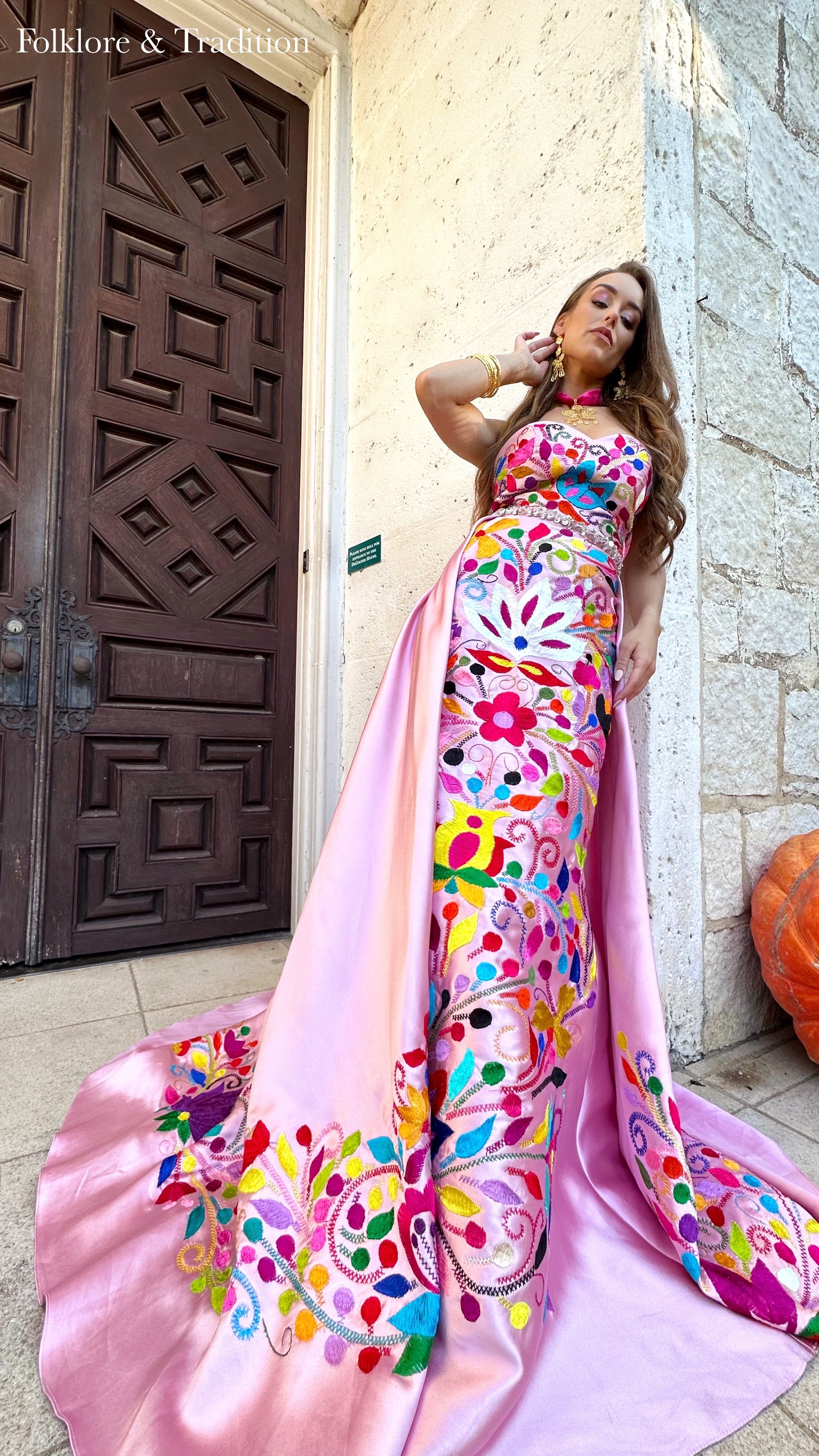 folklore pink dress Guerrero Gala